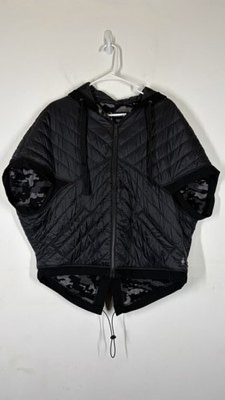 Smartwool Women's Urban Upslope Insulated Reversible Poncho Black Camo Size S/M